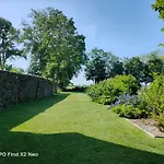Domaine Du Manoir De 3* Vains