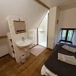 بيت ضيافة Domaine Du Manoir De Vains
