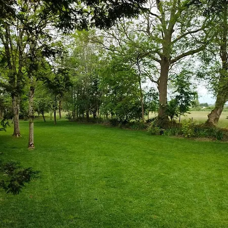 ゲストハウス Domaine Du Manoir De Vains