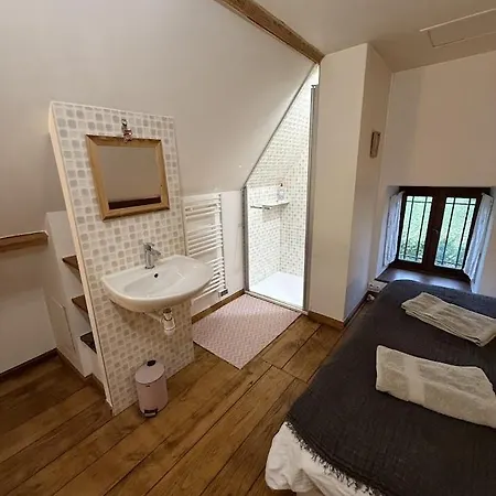 Gasthof Domaine Du Manoir De Vains